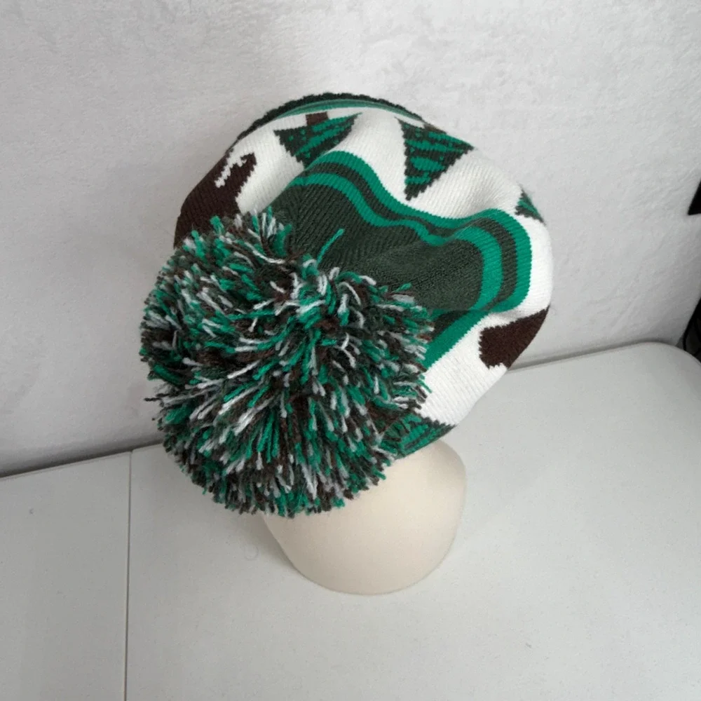 KAVU Beanie Herschel Bigfoot Sasquatch Forest Green Pom Pom Knit Hat Camping